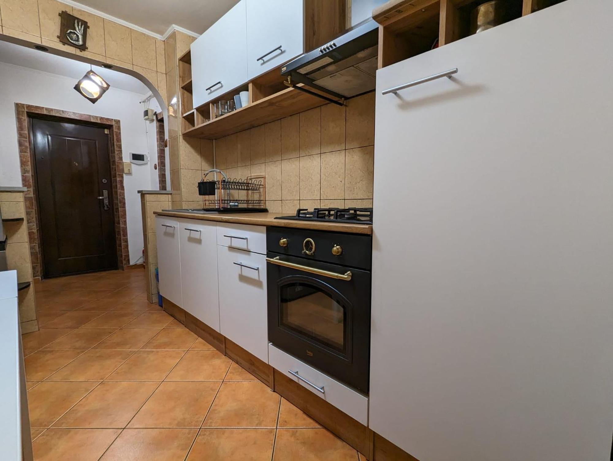 Modern Oasis With A Cozy Fireplace Your Stylish Apartment Minutes From Downtown Boekarest Buitenkant foto