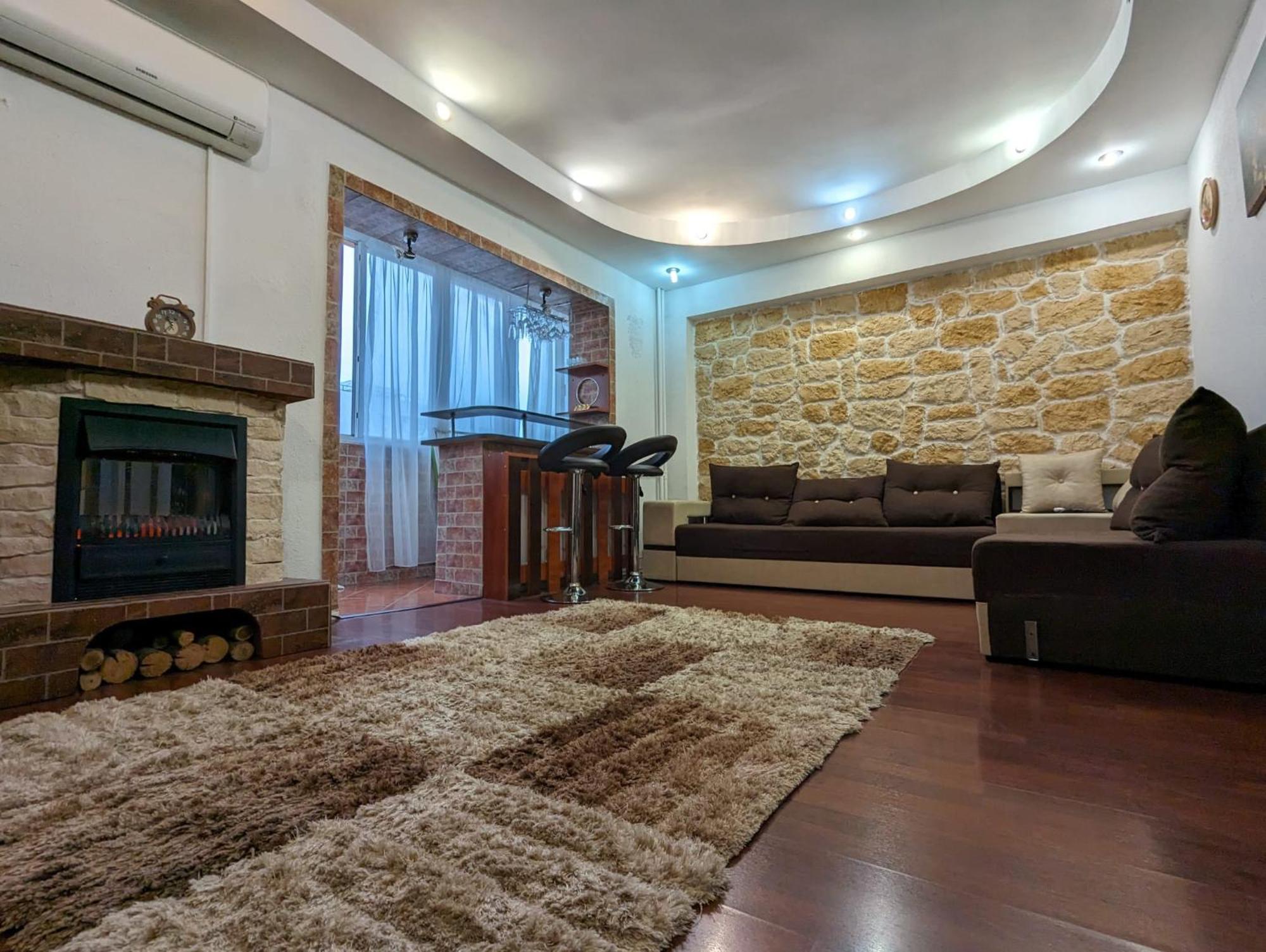Modern Oasis With A Cozy Fireplace Your Stylish Apartment Minutes From Downtown Boekarest Buitenkant foto